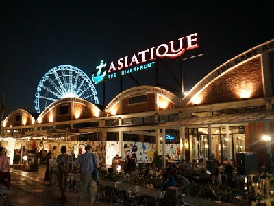 Asiatique Riverfront Night Market
